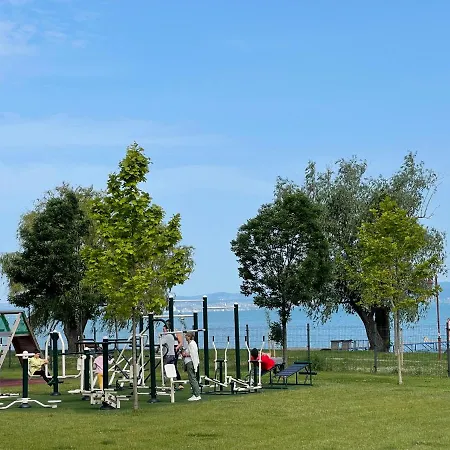 アパート Vizparti シオーフォク